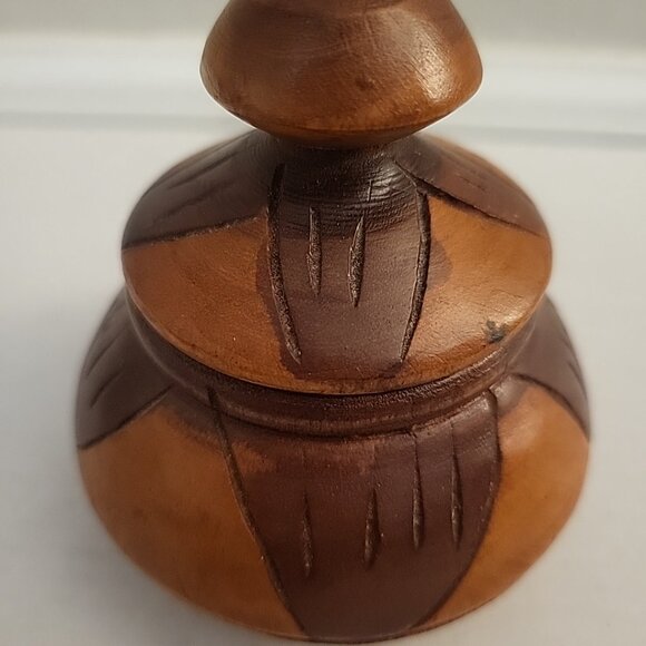 Vintage Hand Carved Wooden round Trinket Box w/Lid Floral Pattern Boho Design - Picture 6 of 6